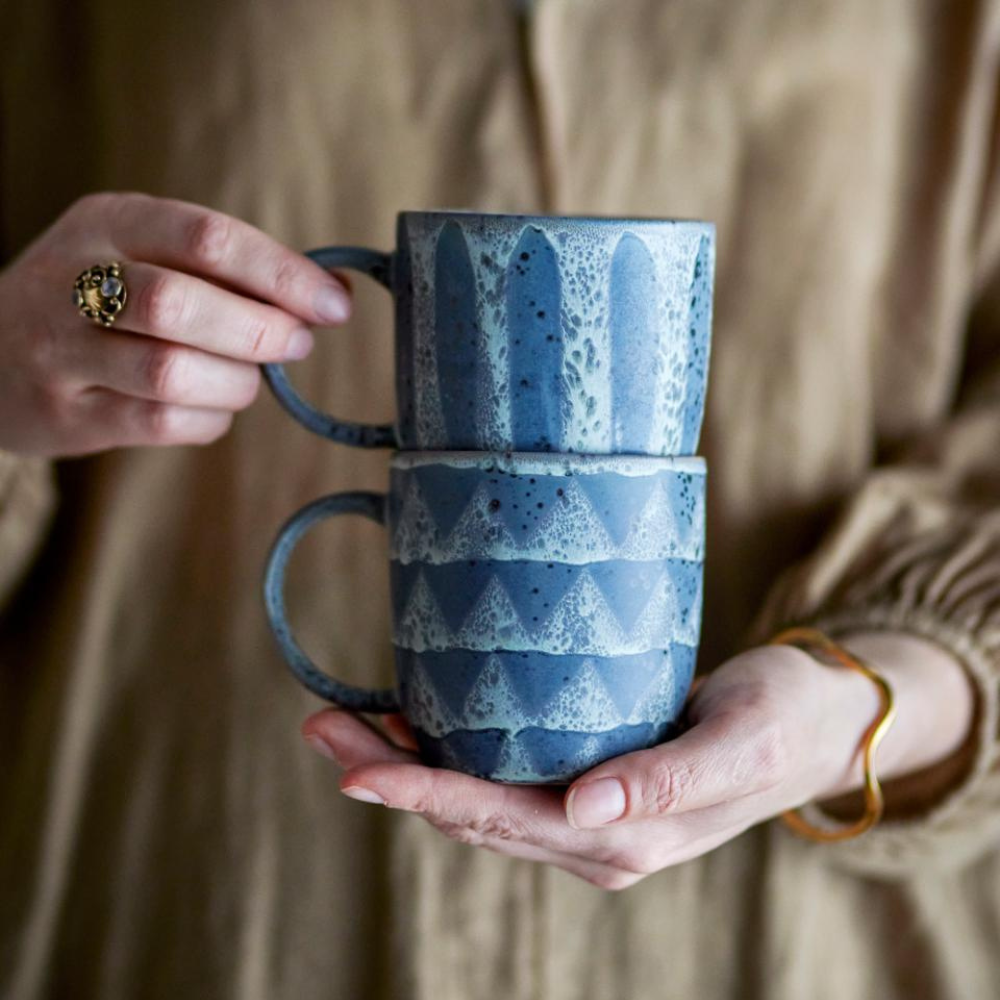 82feb2cb167df668646a9d3a3b7ff2b1