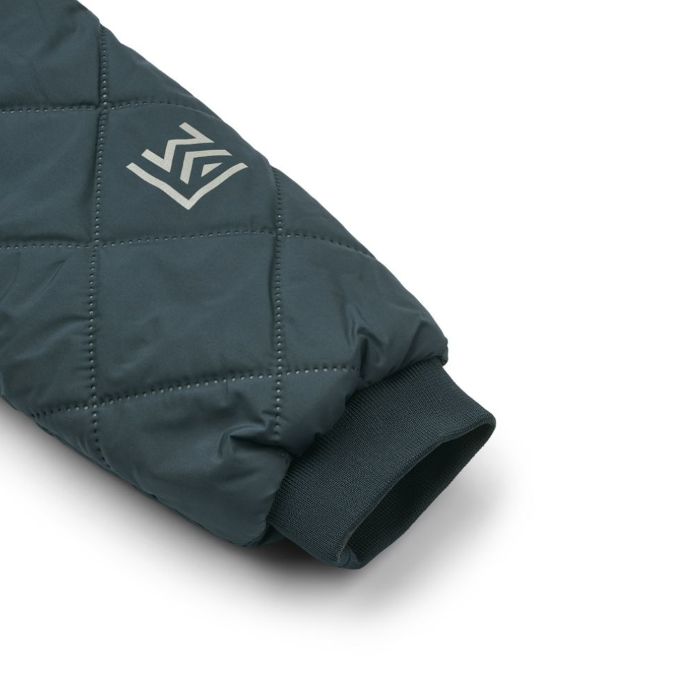 3232a8e7b68d7ff5ee7267b603390377